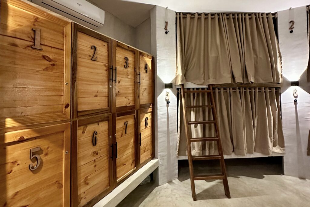 logo (presentation) 3